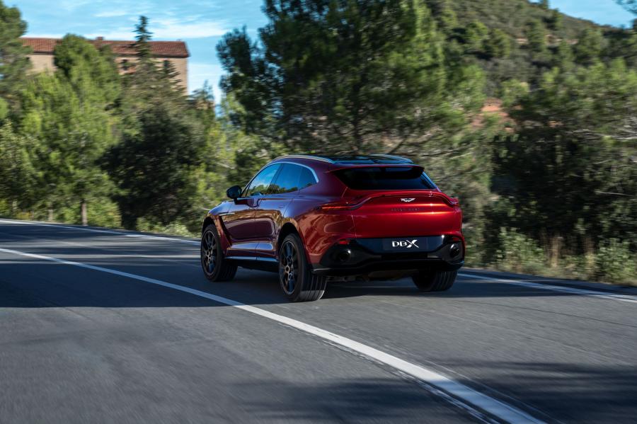  Aston Martin DBX 2020 года  (WW) (фото 15 из 40)
